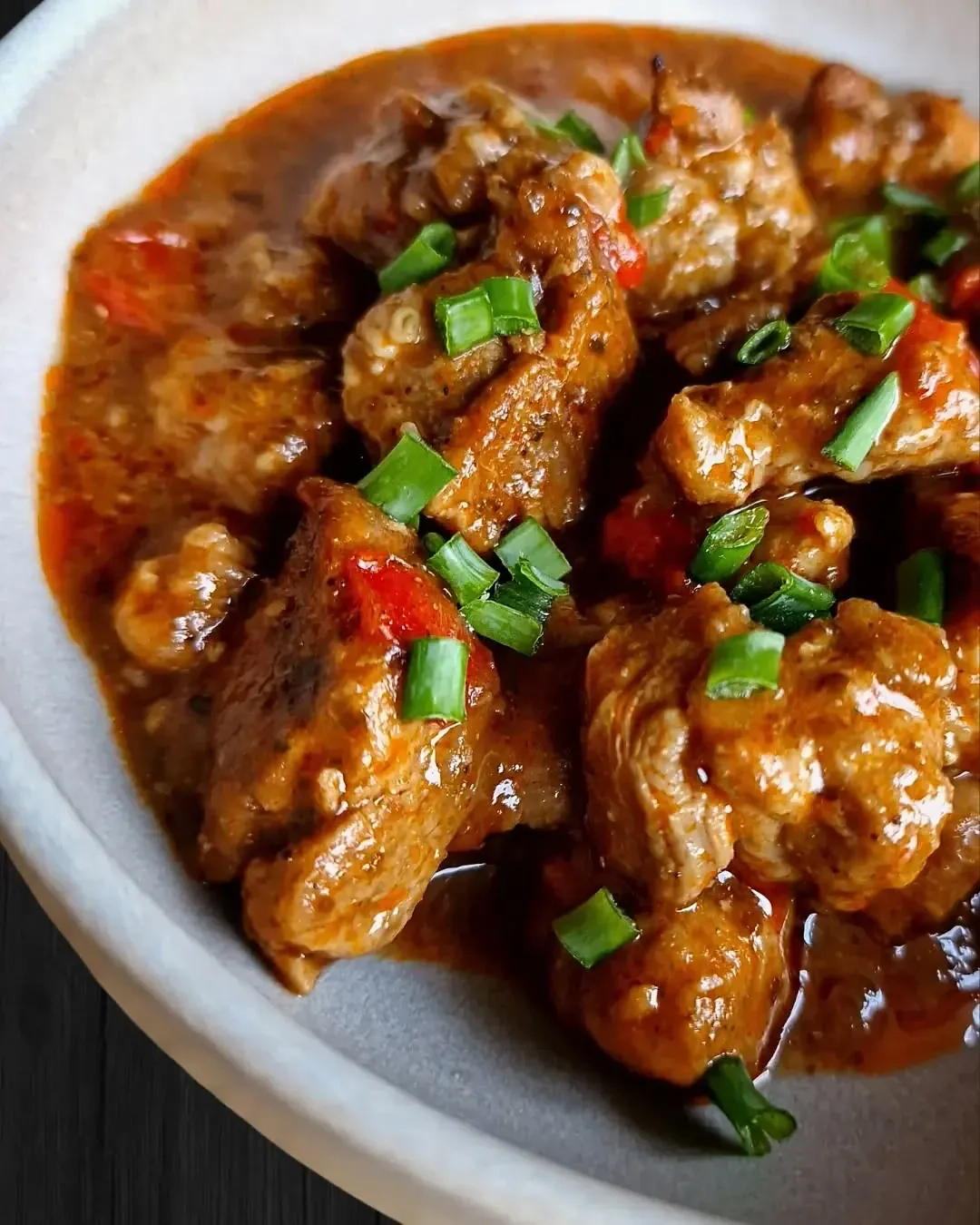 Kiaulienos ir alaus troškinys