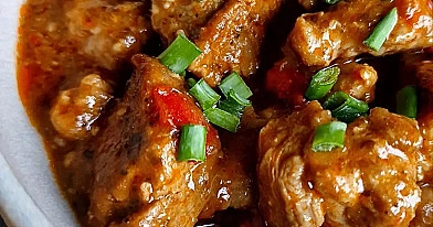 Kiaulienos ir alaus troškinys