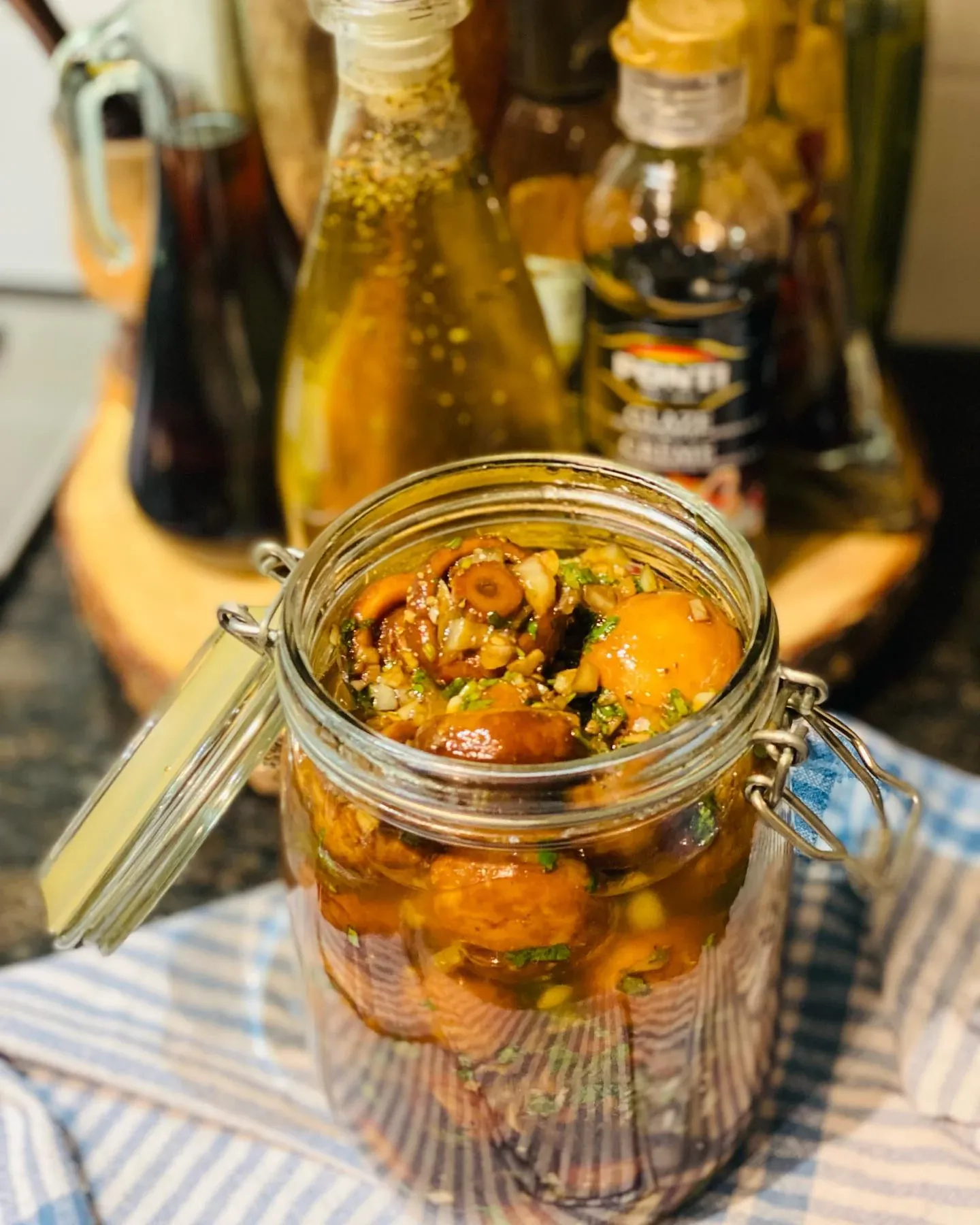 Marinuoti pievagrybiai - geriausias receptas