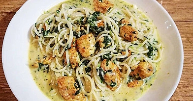 Makaron z gorgonzolą i kurczakiem