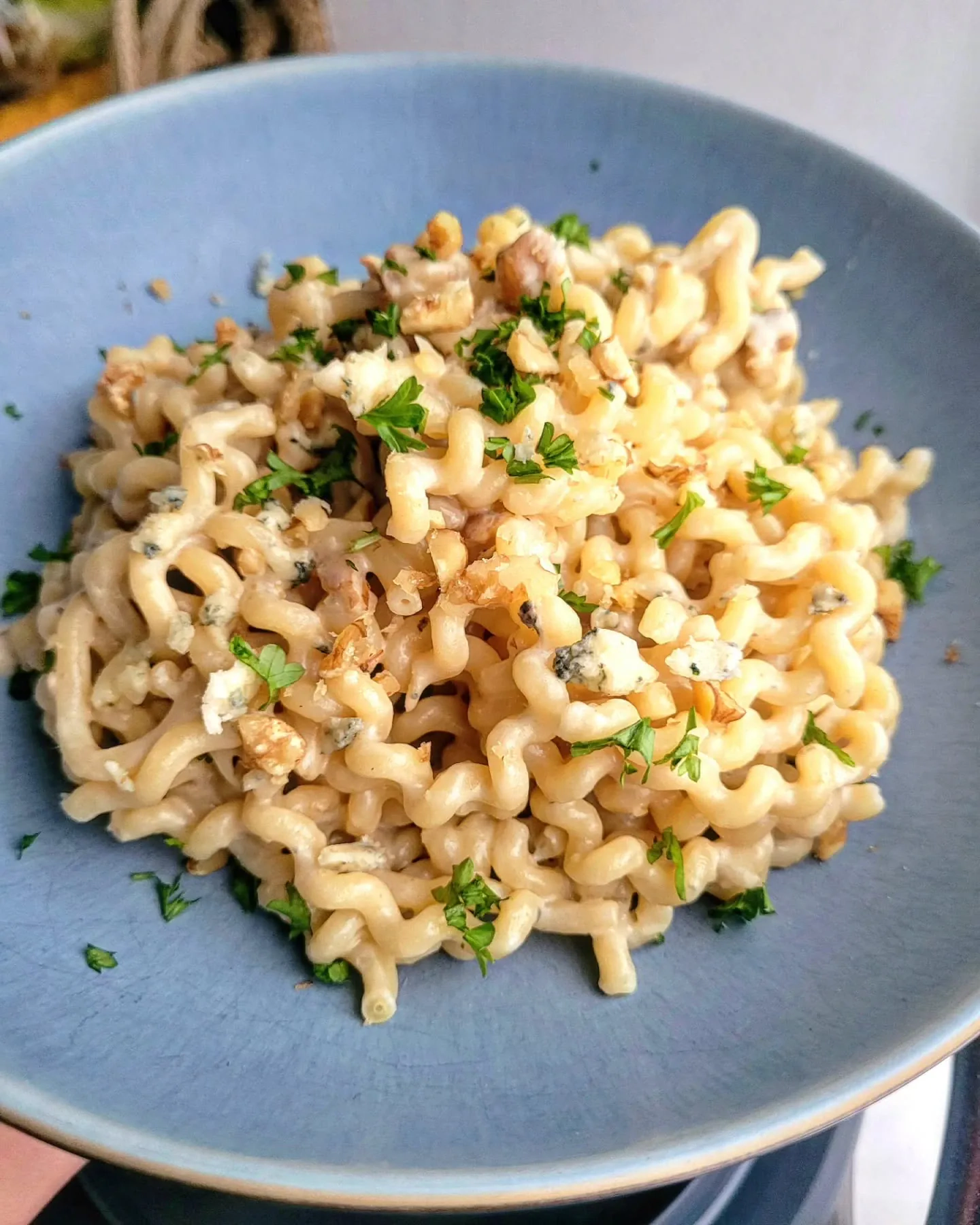 Makaron z gorgonzolą i szpinakiem i boczkiem