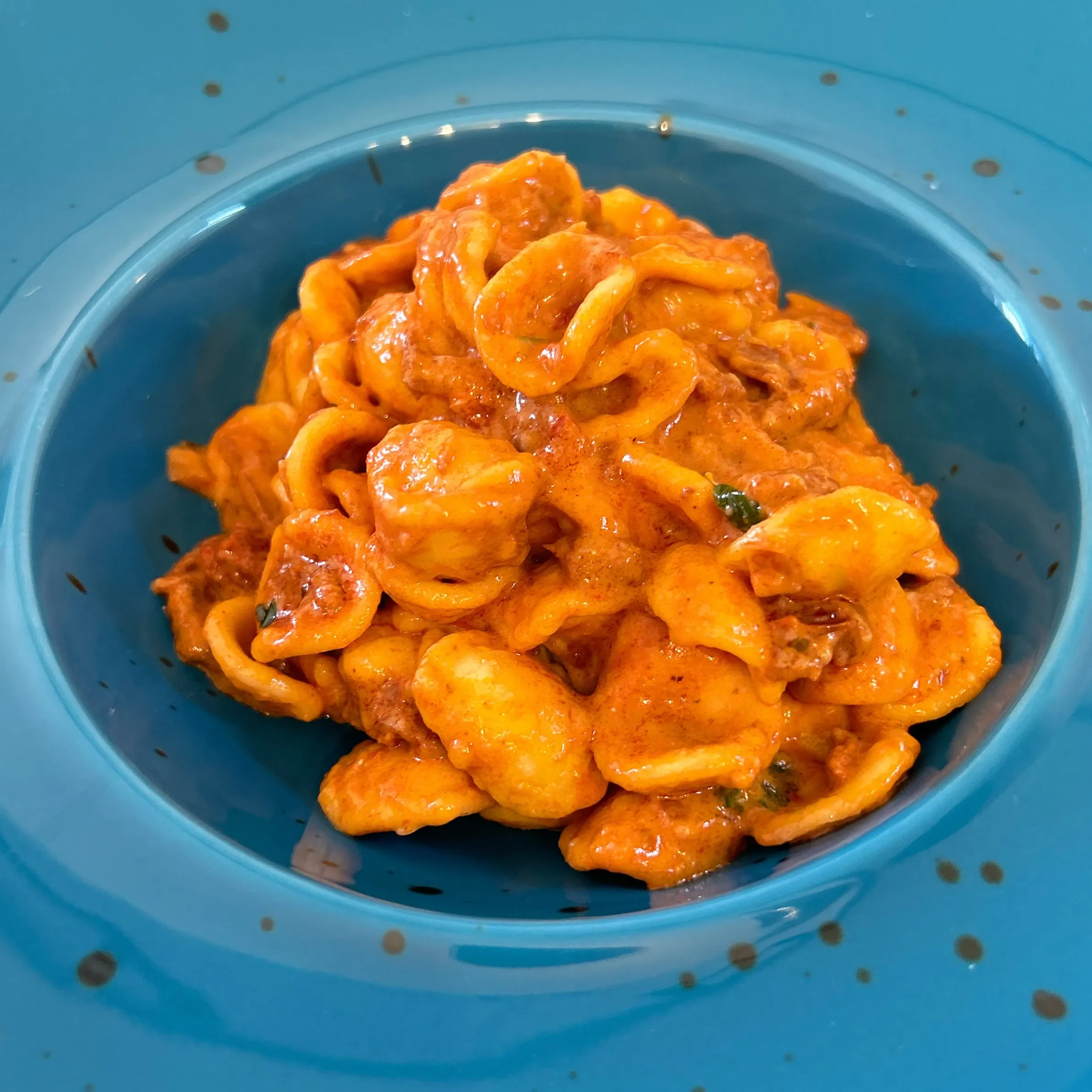 Makaron z ndują i pomidorami