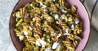 Makaron z ndują i cukinią