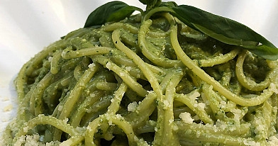 Makaron z pesto pistacjowym i ricotta