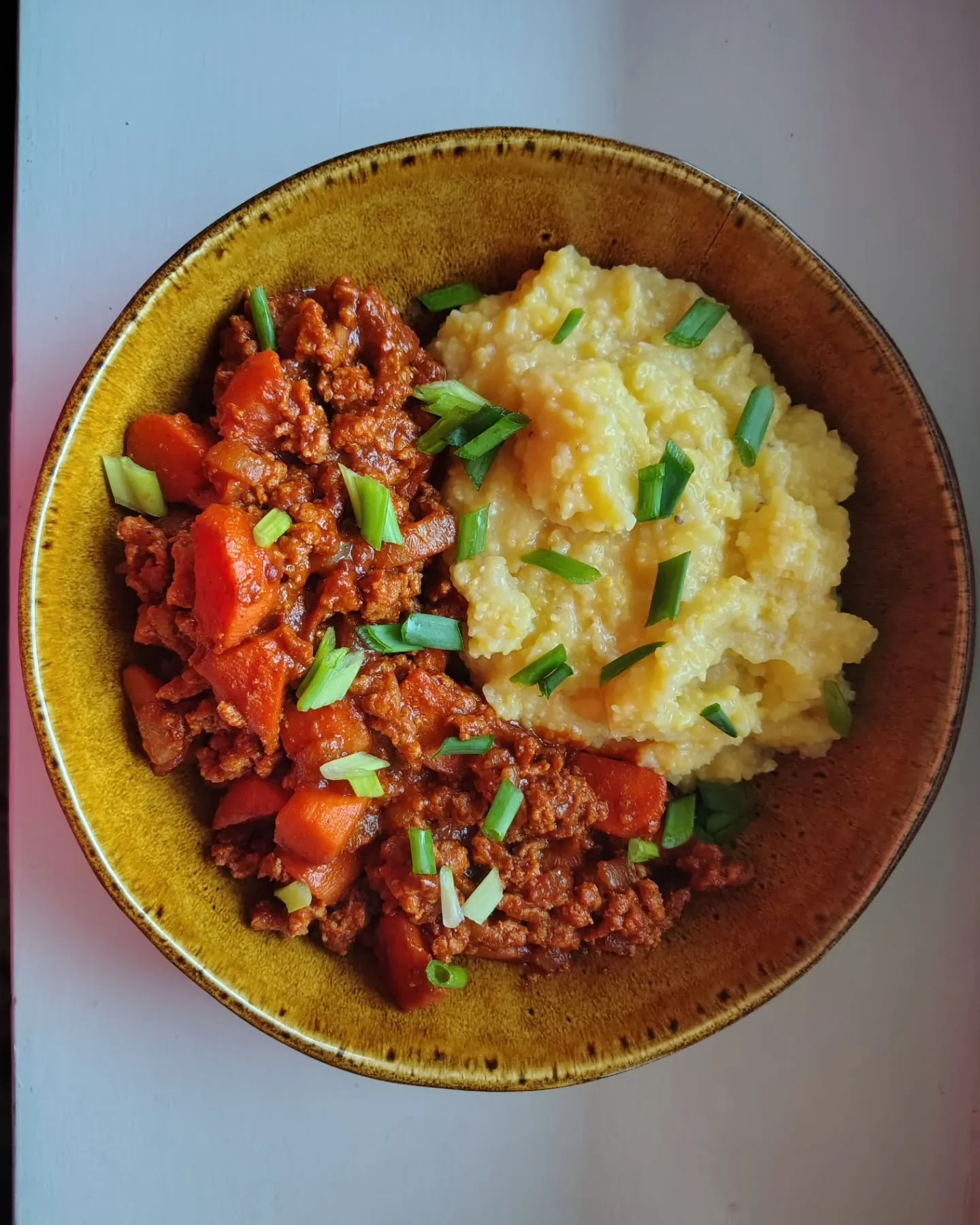 Gulasz z mięsa mielonego z indyka