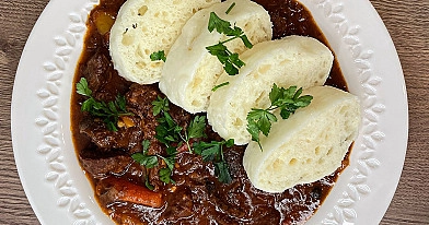 Gulasz z mięsa mielonego wołowego