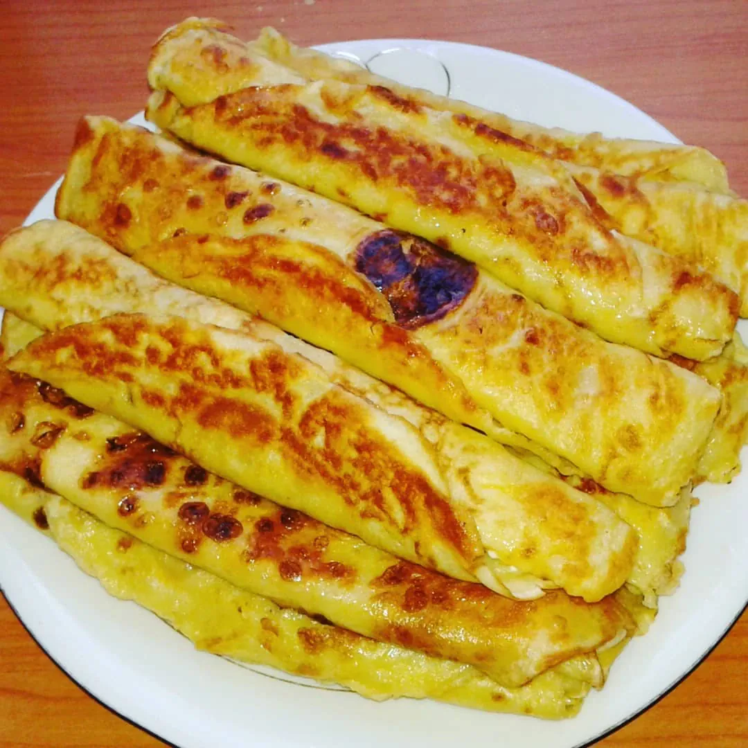 Naleśniki z białym serem i szpinakiem