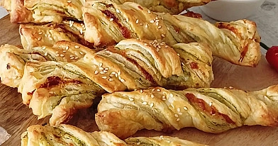 Francuskie Paluchy Twistery z Podwójnym Pesto i Serem