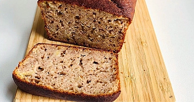 Bananų duona, kepta karšto oro gruzdintuvėje