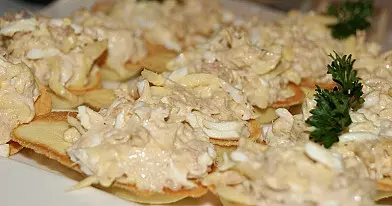 Užkandėlės su tunu