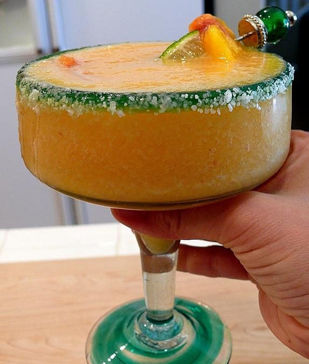 Koktajl "Margarita" z brzoskwiń - przepis na drink