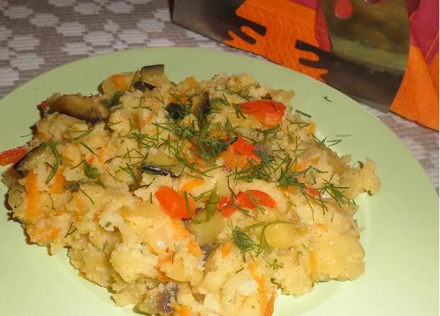Vegetariškas kuskusas su daržovėmis