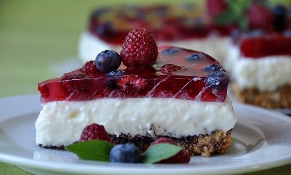 Nekeptas varškinis tortas