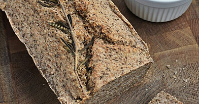 Duonos kepimas: grikių ir chia sėklų duona (be glitimo, mielių, cukraus)