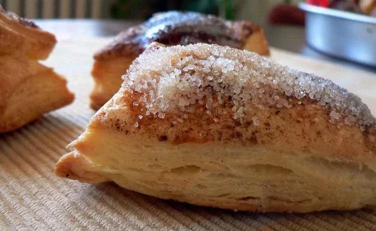 Sluoksniuotos tešlos sausainiai