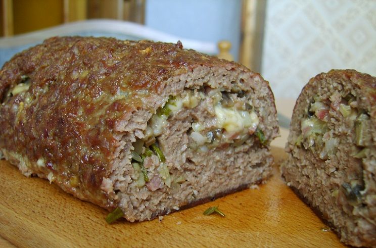 Mėsos vyniotinis su pievagrybiais