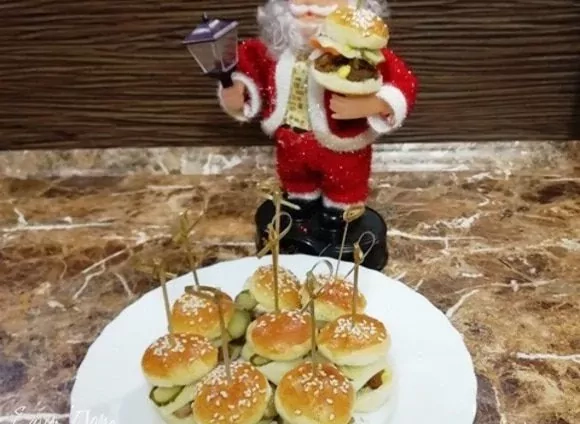 Mini burgery z kurczakiem