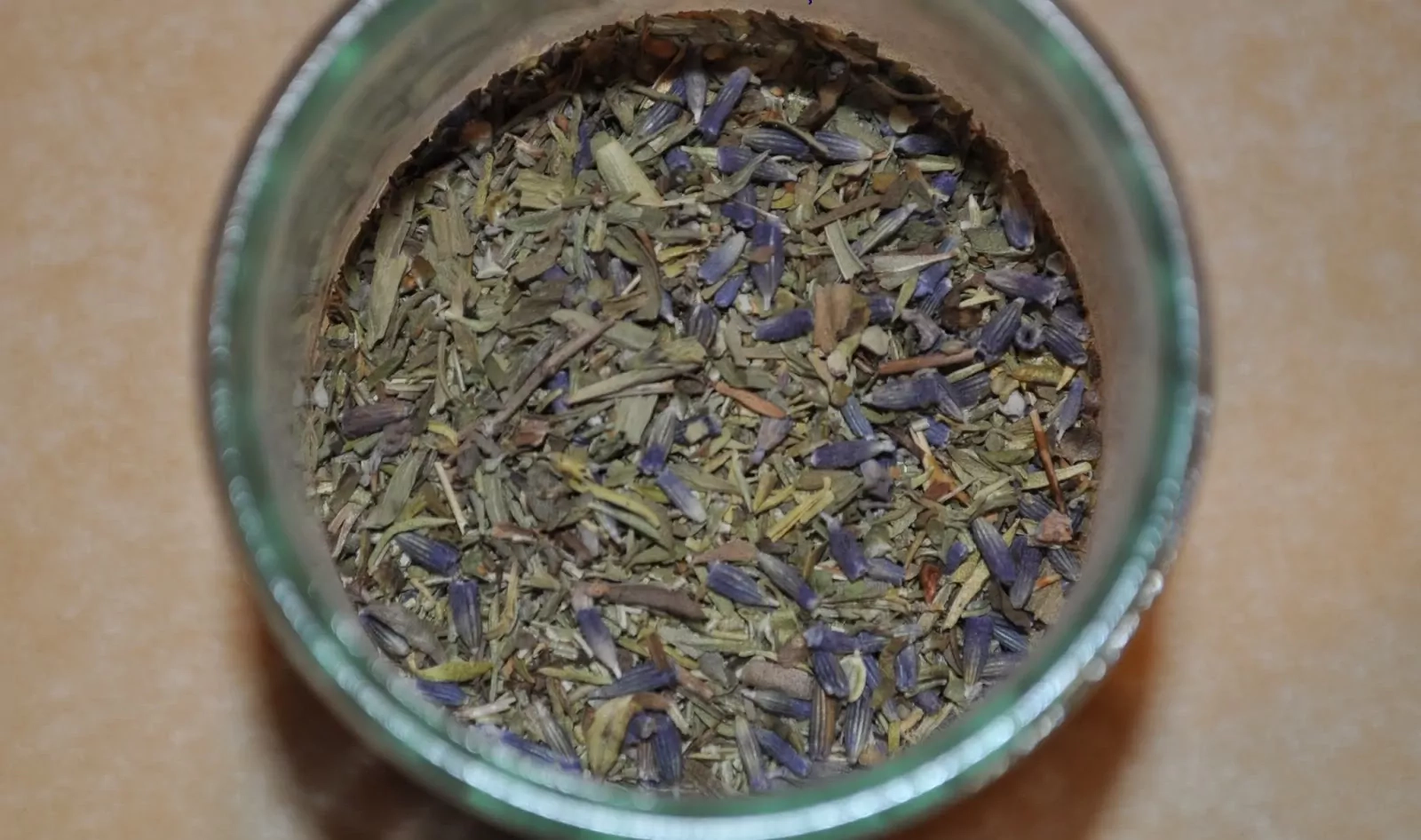 Naminiai prieskoniai: Provanso žolelės - žolelių mišinys (Herbes de Provence)