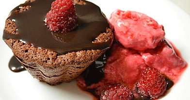 Paprastai ir greitai pagaminamas šokoladinis pyragas - brownie