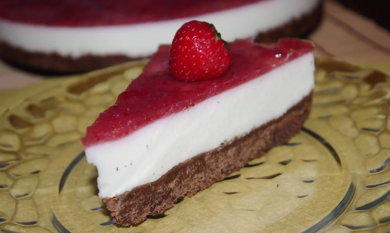 Nekeptas varškės ir grietinėlės tortas