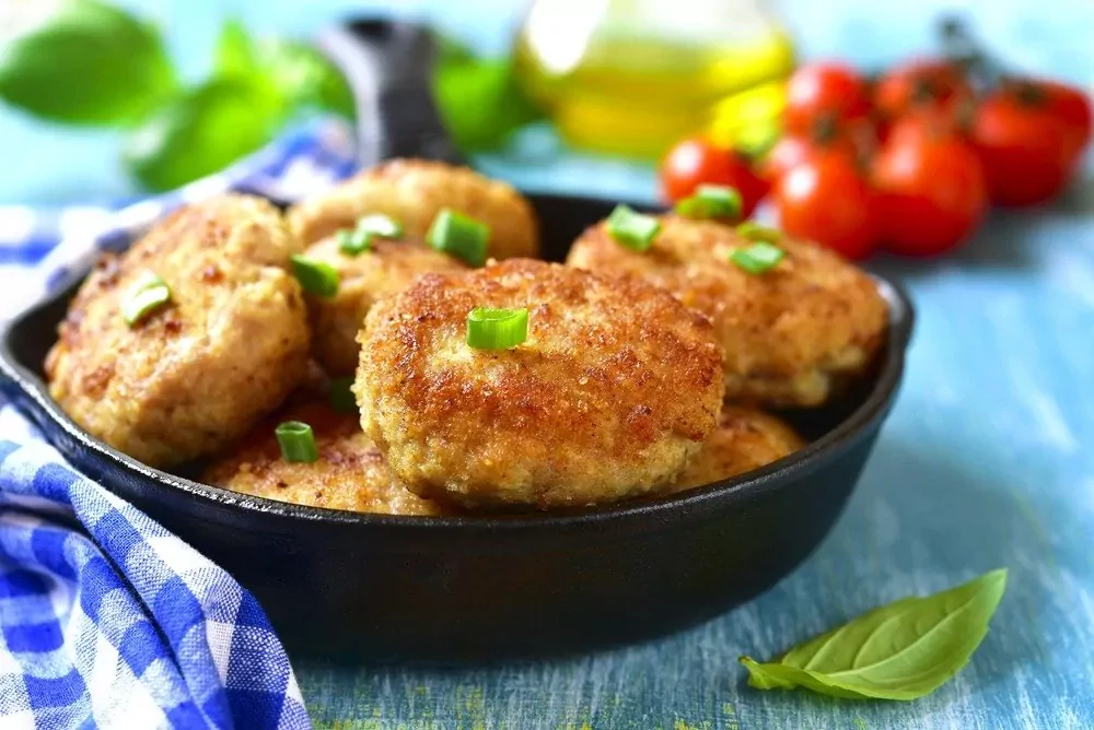 Dietiniai vištienos kotletai