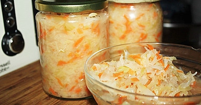 Квашеная капуста в банках с морковью (зимние запасы)