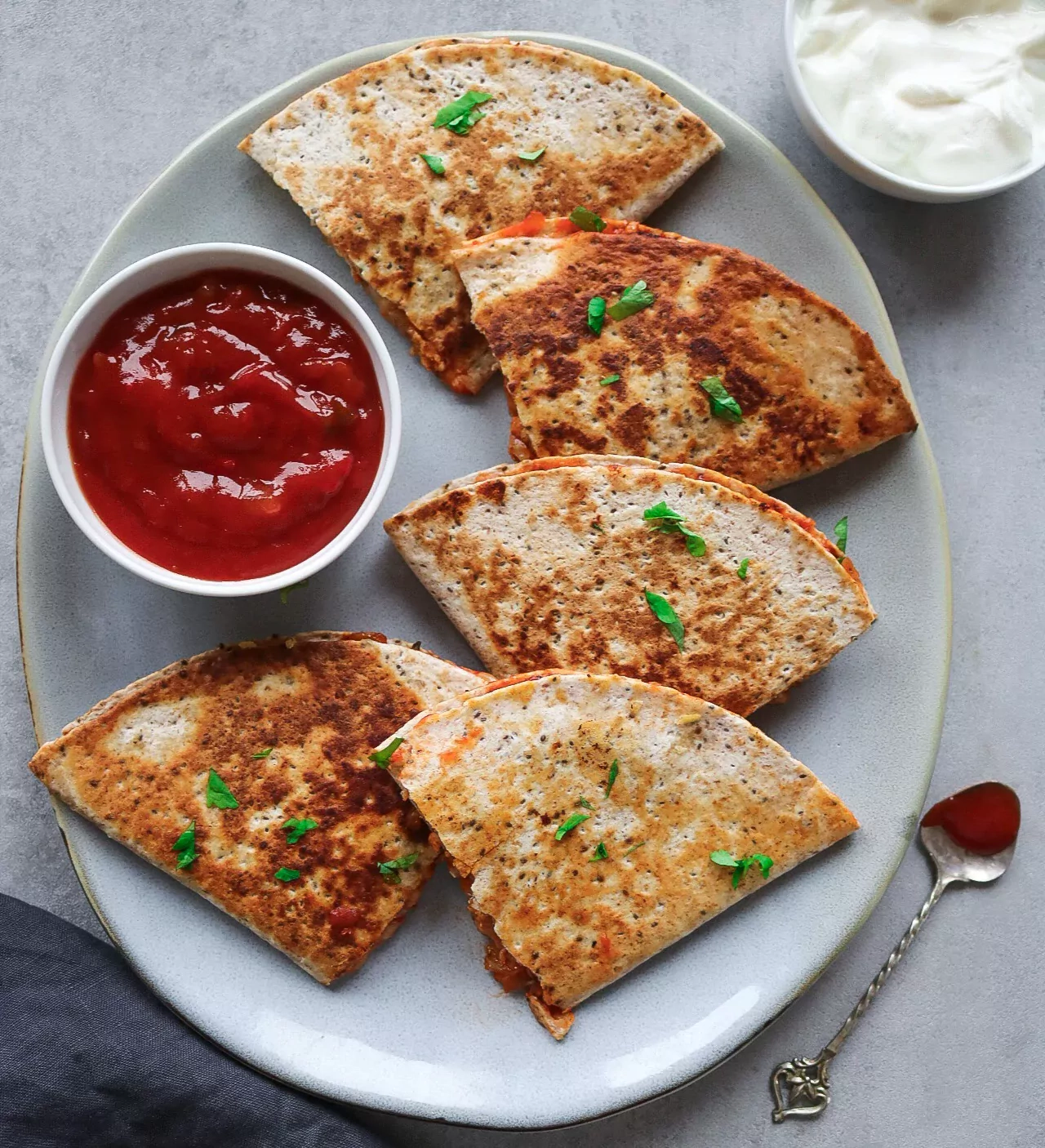 Кесадилья (Quesadillas) с курицей Кесадилья (Quesadillas) с курицей