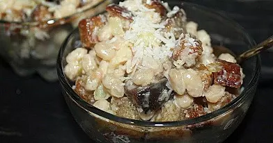 Greituko mišrainė su kepta duonyte