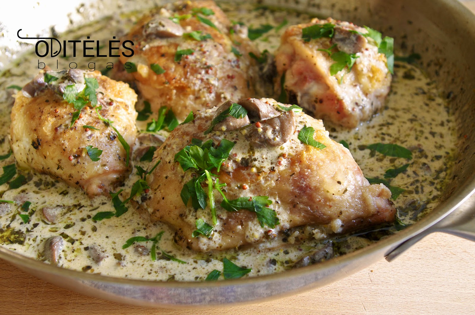 Запеченные куриные грудки с грибным соусом – пошаговый рецепт приготовления с фото
