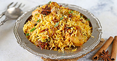 Куриный бирьяни - индийский плов с рисом басмати