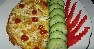 Paprasta kiaušinienė su batonu