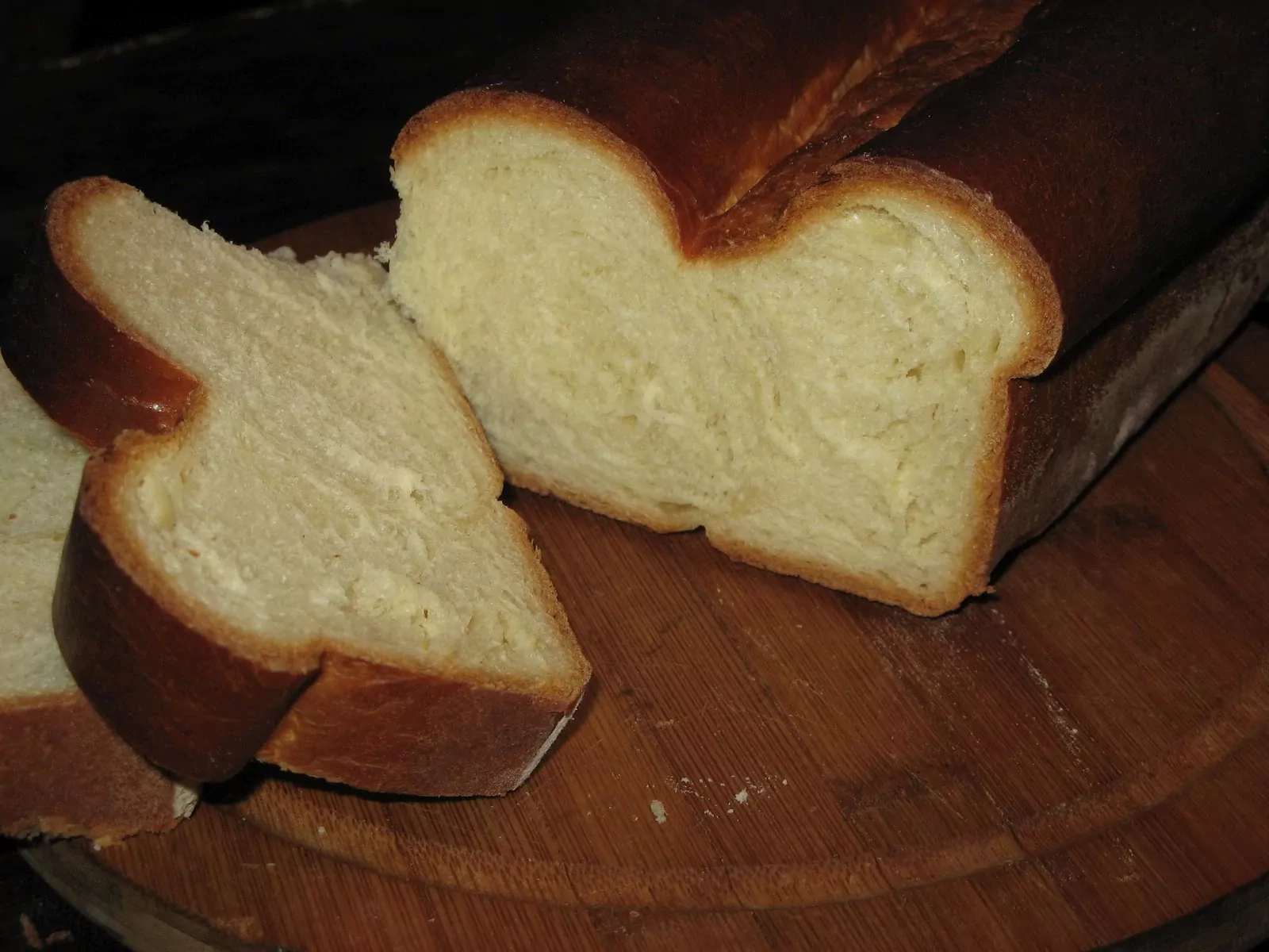 Белый немецкий хлеб - пирог