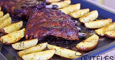 Orkaitėje kepti šonkauliai su barbekiu padažu