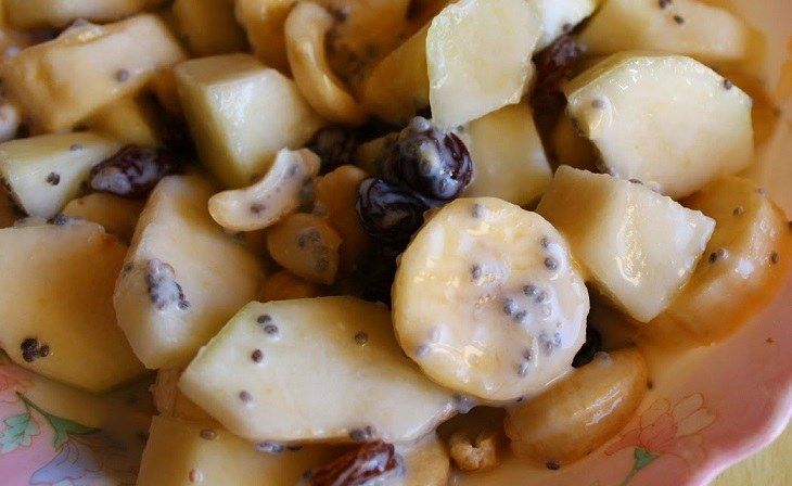 Sveiki pusryčiai - vaisių salotos su Chia pudingu