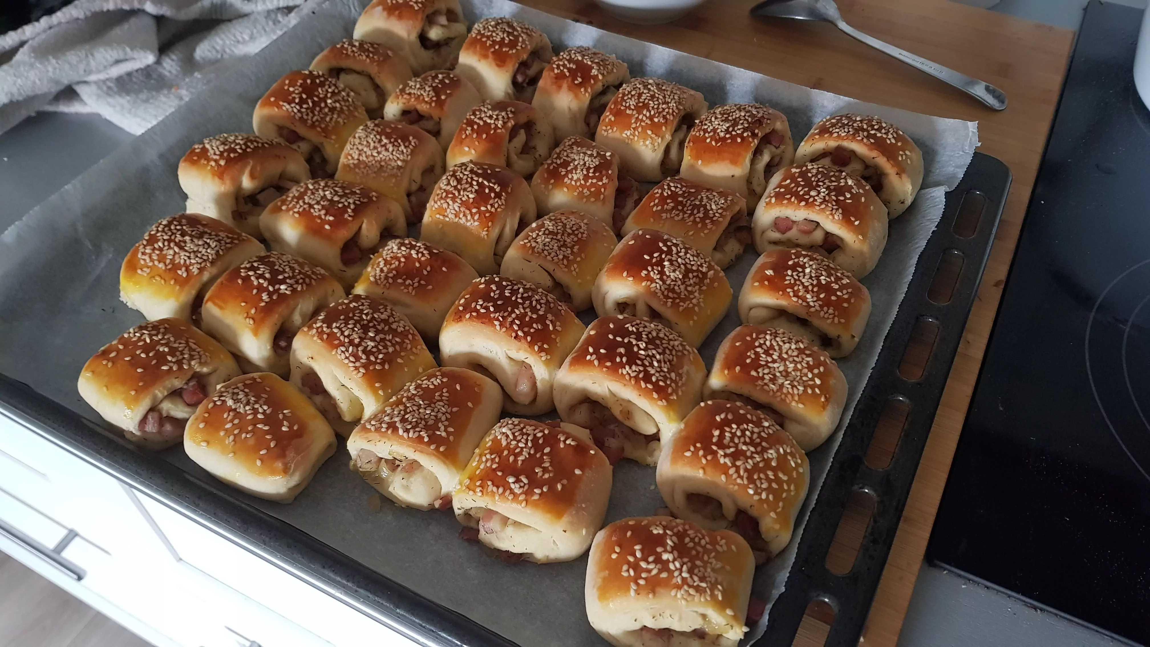 Skanutėlės bandelės su lašinukais