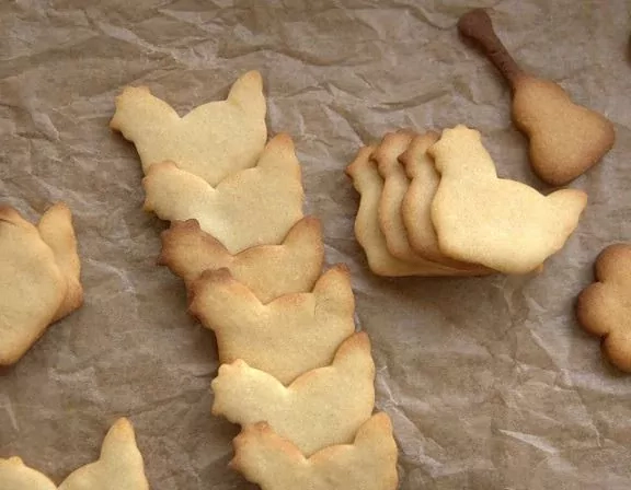 Saldinto sutirštinto pieno sausainiai