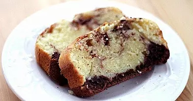 Keksas su kokoso drožlėmis