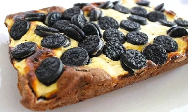 Kakavinis pyragas su sausainiais