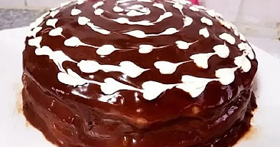 1 stiklinė kefyro ir 20 minučių! Greitas tortas prie arbatos, viską sumaišykite ir viskas!
