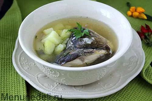Skani žuvienė iš karpio galvos