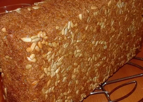 Ruginė duona su saulėgrąžomis