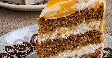 Kvapnus drėgnas moliūgų tortas