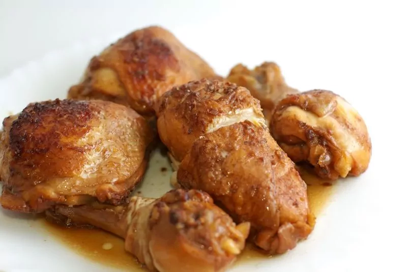 Тушеная курица по-тунисски