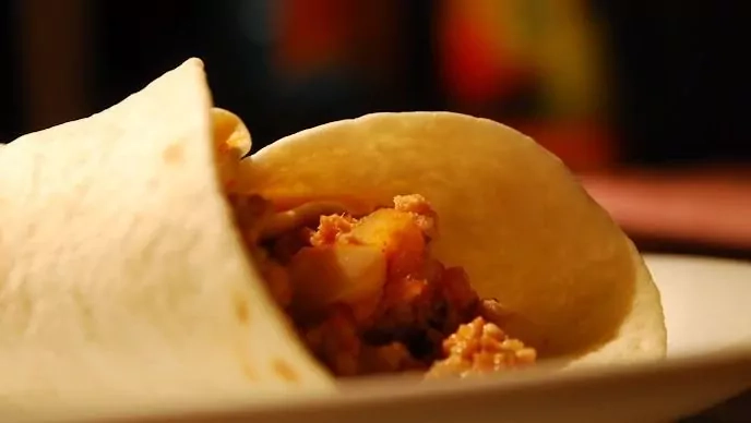 Tortilijos su čili troškinuku