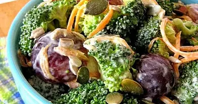 Broccoli and grapes salads