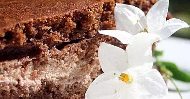 Šokoladinis pyragas su rikotos kremu