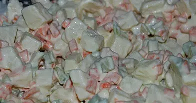 Salierų kotų salotos