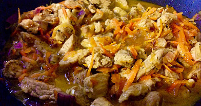 Самый вкусный рассыпчатый плов с индейкой в духовке