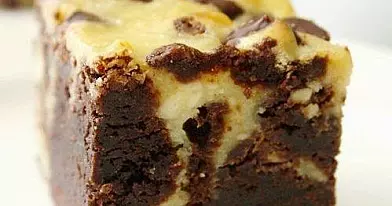 Šokoladinis pyragas su kreminiu sūriu | Receptas