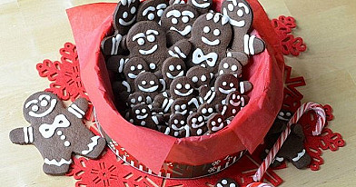 Šokoladiniai imbieriniai sausainiai